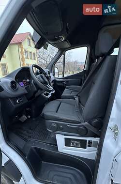Грузопассажирский фургон Mercedes-Benz Sprinter 2018 в 