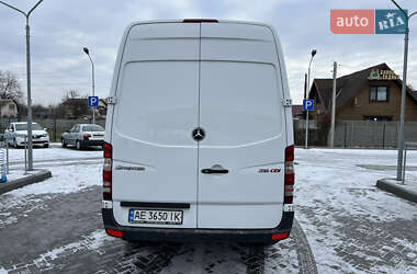 Вантажний фургон Mercedes-Benz Sprinter 2013 в Дніпрі