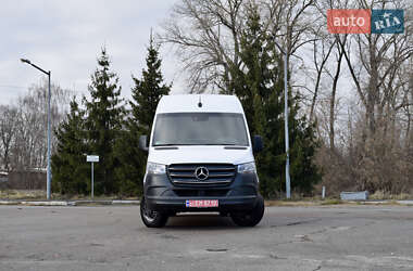 Грузовой фургон Mercedes-Benz Sprinter 2020 в 