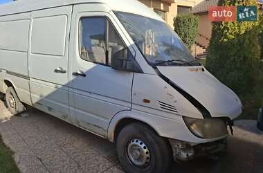 Вантажопасажирський фургон Mercedes-Benz Sprinter 2002 в Одесі