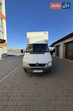 Вантажний фургон Mercedes-Benz Sprinter 2006 в Івано-Франківську