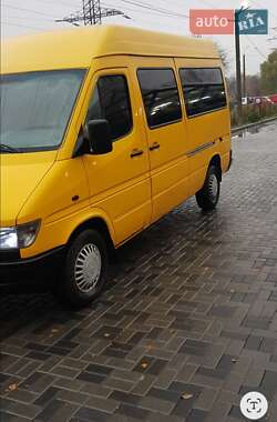 Мікроавтобус Mercedes-Benz Sprinter 1999 в  фото 40 Мікроавтобус Mercedes-Benz Sprinter 1999 в