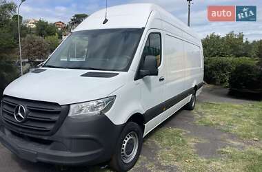 Грузовой фургон Mercedes-Benz Sprinter 2022 в Черновцах