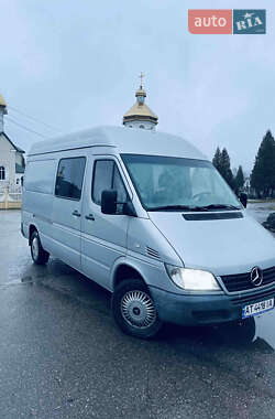 Вантажопасажирський фургон Mercedes-Benz Sprinter 2003 в Івано-Франківську