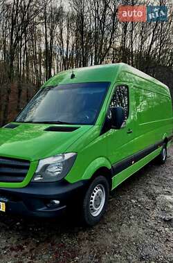 Грузовой фургон Mercedes-Benz Sprinter 2017 в Тячеве