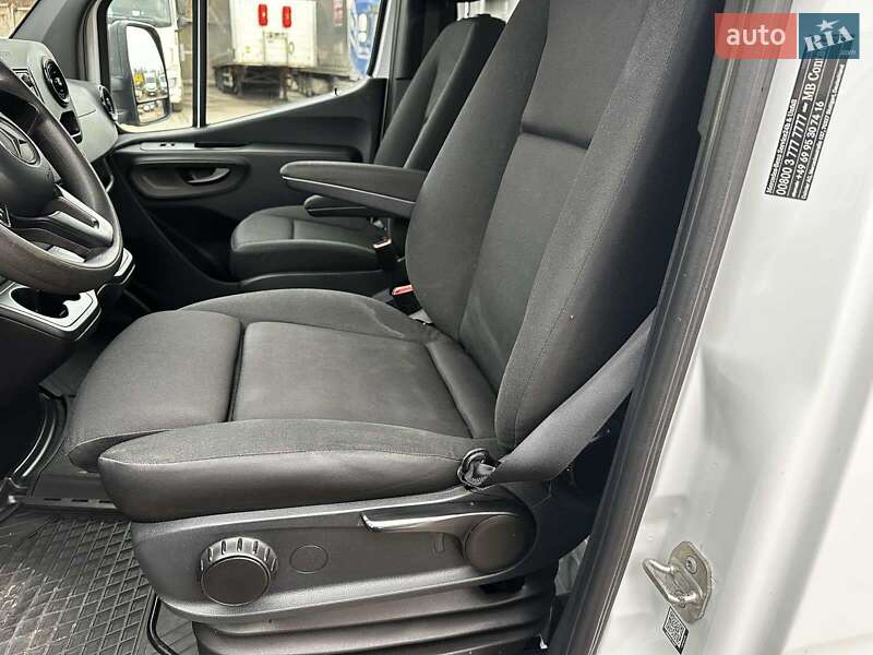 Грузовой фургон Mercedes-Benz Sprinter 2018 в Нововолынске фото 14 Грузовой фургон Mercedes-Benz Sprinter 2018 в Нововолынске