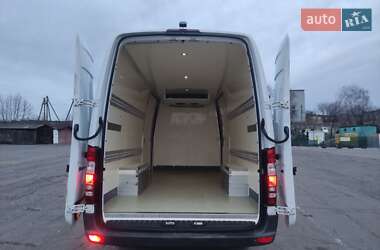 Вантажний фургон Mercedes-Benz Sprinter 2012 в Рівному