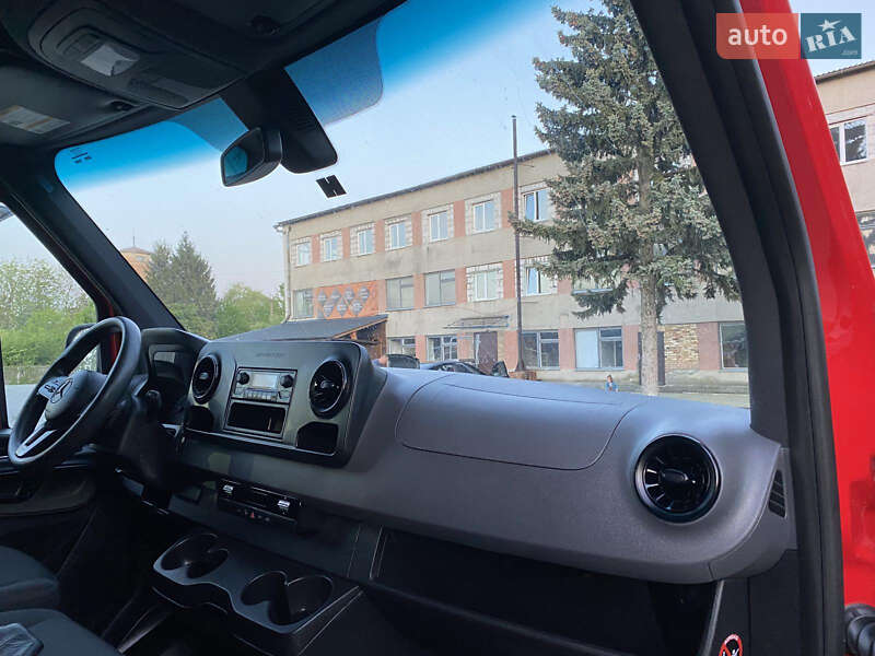 Вантажний фургон Mercedes-Benz Sprinter 2019 в Вінниці
