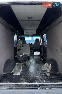 Грузопассажирский фургон Mercedes-Benz Sprinter 2004 в Ровно