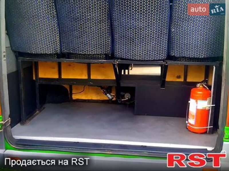 Городской автобус Mercedes-Benz Sprinter 2000 в Николаеве