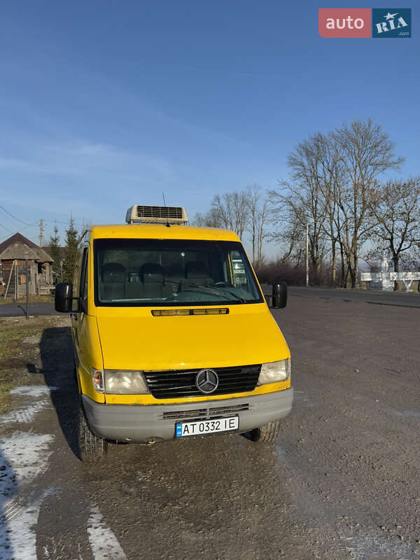 Вантажний фургон Mercedes-Benz Sprinter 1998 в Бурштині