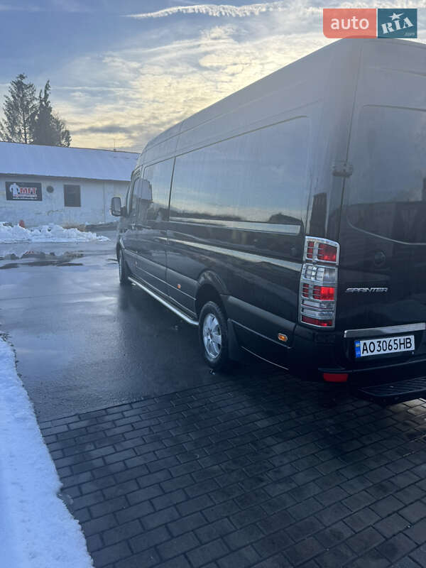 Микроавтобус Mercedes-Benz Sprinter 2016 в Тячеве фото 3 Микроавтобус Mercedes-Benz Sprinter 2016 в Тячеве