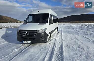 Вантажопасажирський фургон Mercedes-Benz Sprinter 2018 в Надвірній