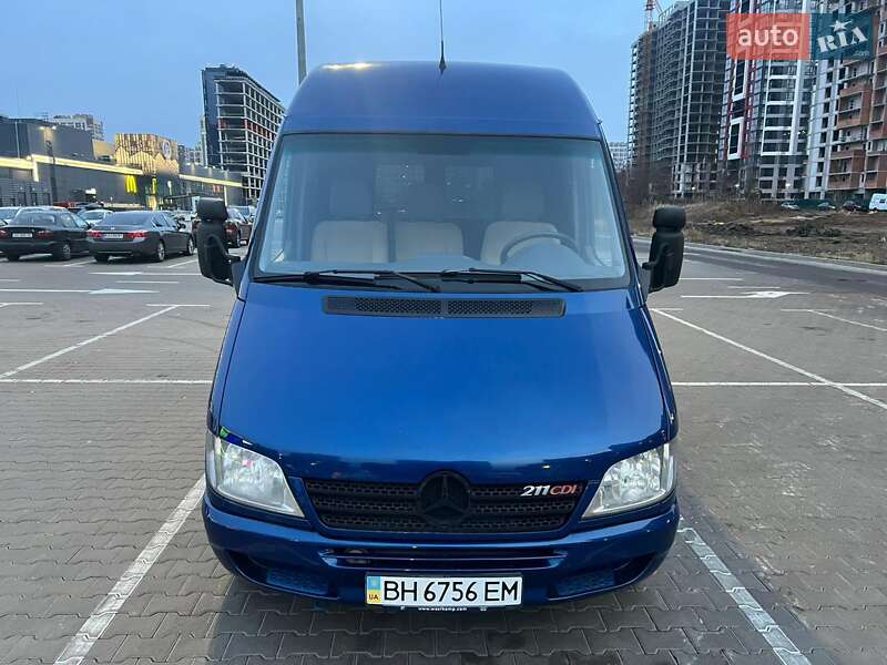 Вантажний фургон Mercedes-Benz Sprinter 2003 в Києві