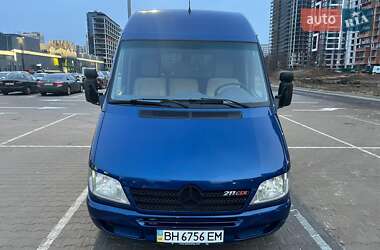 Вантажний фургон Mercedes-Benz Sprinter 2003 в Києві