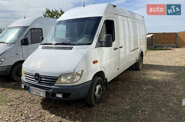 Грузовой фургон Mercedes-Benz Sprinter 2002 в 