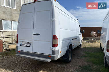 Грузовой фургон Mercedes-Benz Sprinter 2002 в 