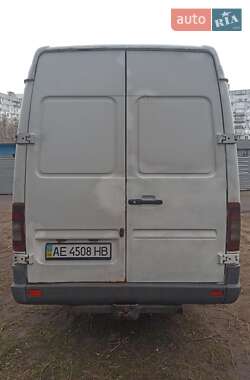 Грузовой фургон Mercedes-Benz Sprinter 2003 в Днепре