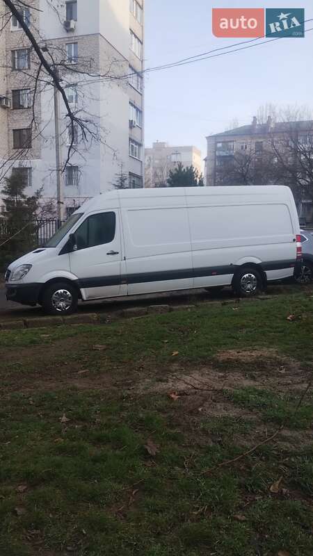 Грузовой фургон Mercedes-Benz Sprinter 2013 в Николаеве