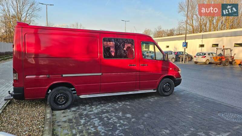Микроавтобус Mercedes-Benz Sprinter 2004 в Калуше