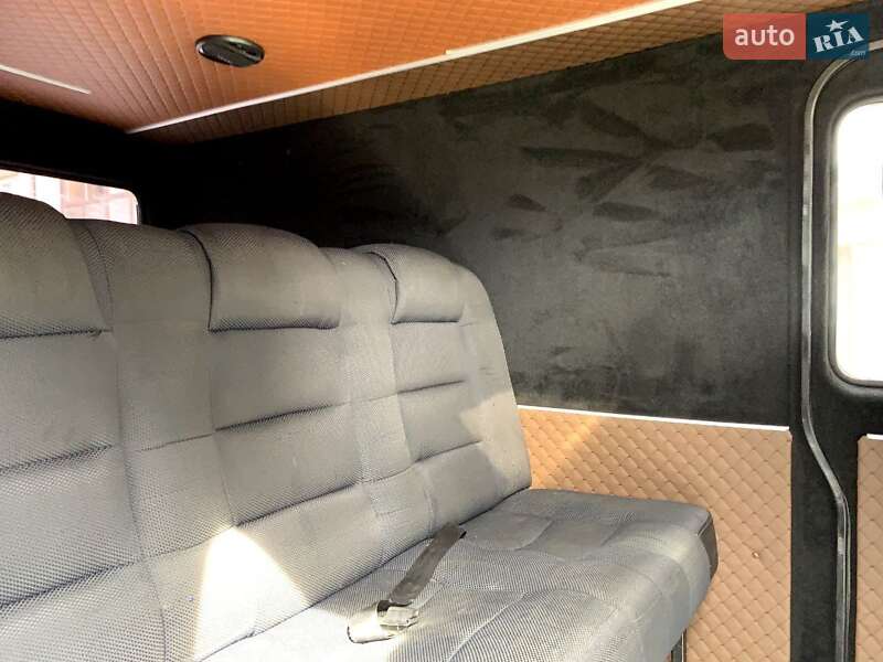 Микроавтобус Mercedes-Benz Sprinter 2004 в Калуше