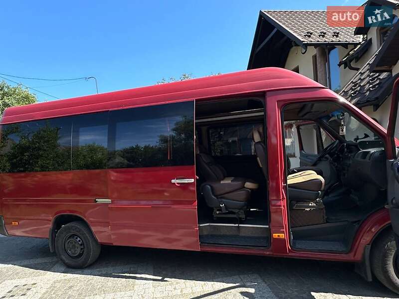 Мікроавтобус Mercedes-Benz Sprinter 2004 в Тячеві