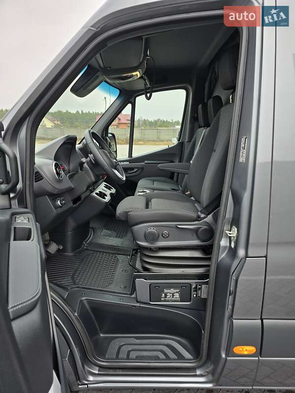 Грузовой фургон Mercedes-Benz Sprinter 2021 в Ровно
