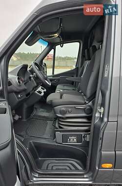 Грузовой фургон Mercedes-Benz Sprinter 2021 в 