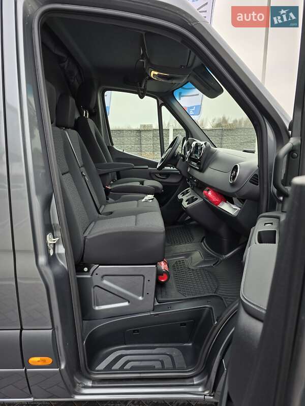 Грузовой фургон Mercedes-Benz Sprinter 2021 в Ровно