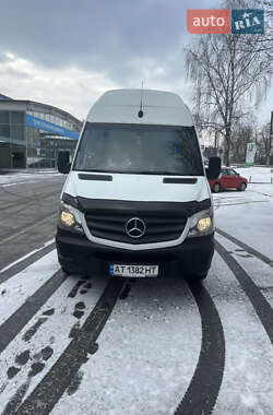 Грузопассажирский фургон Mercedes-Benz Sprinter 2017 в Ивано-Франковске