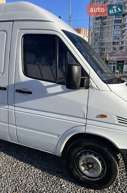 Вантажний фургон Mercedes-Benz Sprinter 2000 в Києві