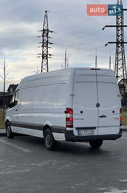 Грузовой фургон Mercedes-Benz Sprinter 2015 в 