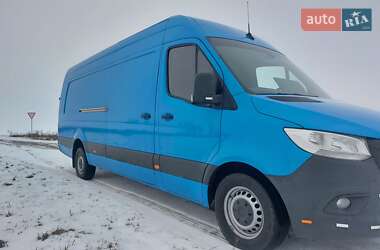 Грузовой фургон Mercedes-Benz Sprinter 2020 в 