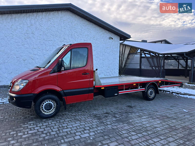 Эвакуатор Mercedes-Benz Sprinter 2011 в Косове