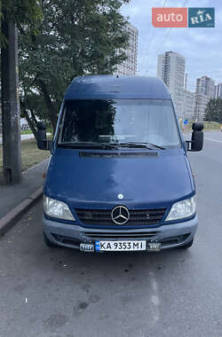 Вантажопасажирський фургон Mercedes-Benz Sprinter 2004 в Києві