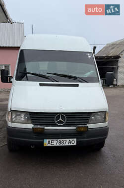 Вантажний фургон Mercedes-Benz Sprinter 1999 в П'ятихатках