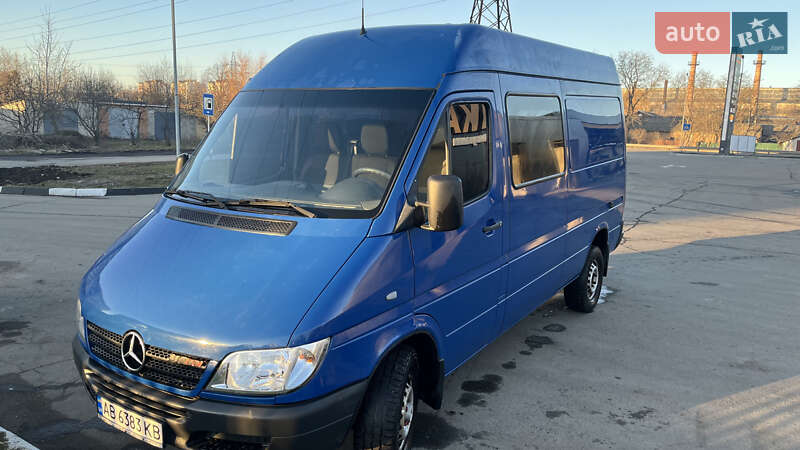 Грузопассажирский фургон Mercedes-Benz Sprinter 2005 в Виннице