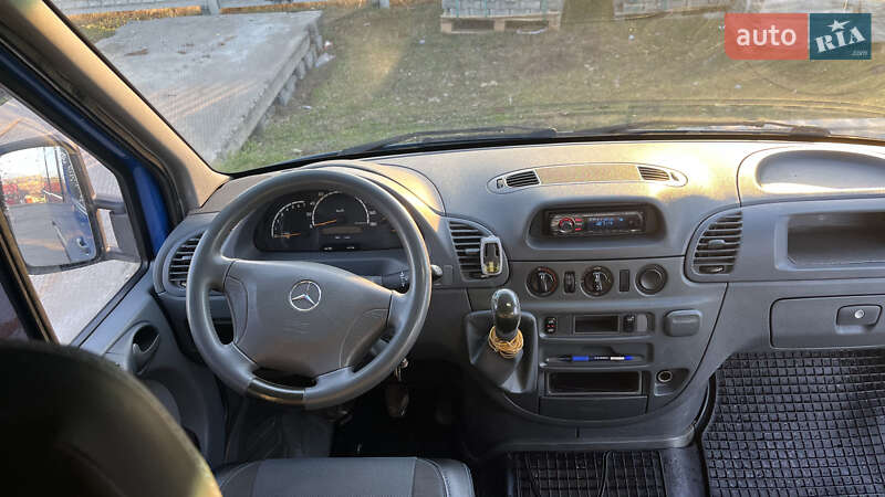 Грузопассажирский фургон Mercedes-Benz Sprinter 2005 в Виннице