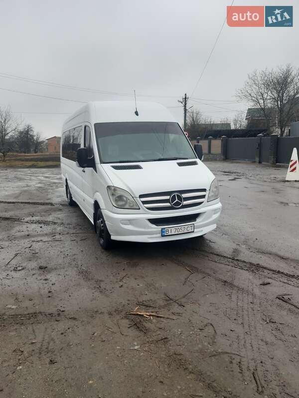 Mercedes-Benz Sprinter 2011