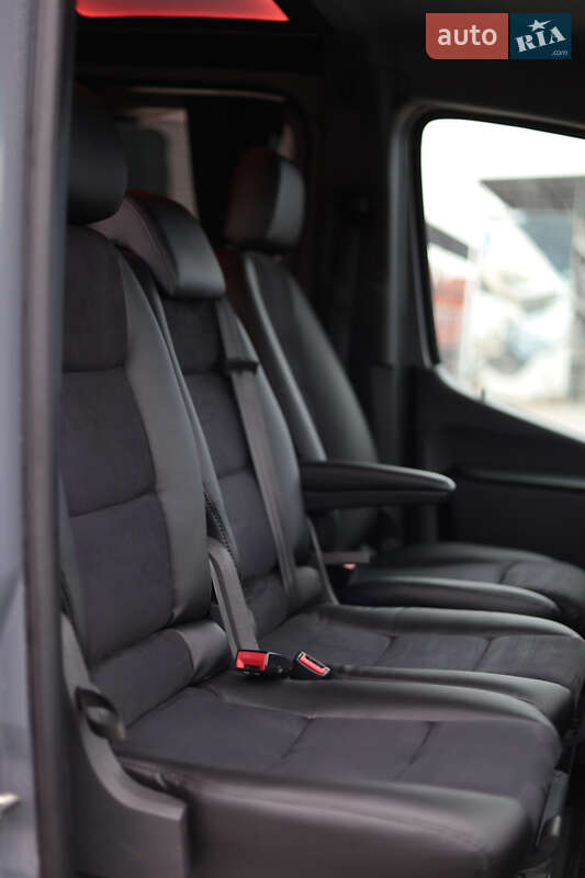 Микроавтобус Mercedes-Benz Sprinter 2019 в Сокале
