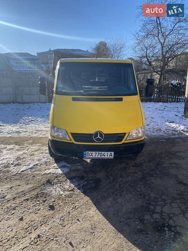 Mercedes-Benz Sprinter 2004