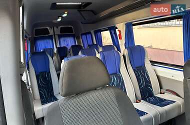 Микроавтобус Mercedes-Benz Sprinter 2013 в 