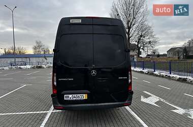 Вантажний фургон Mercedes-Benz Sprinter 2020 в Нововолинську