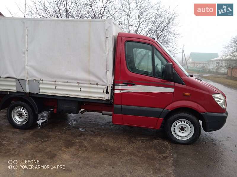 Mercedes-Benz Sprinter 2011