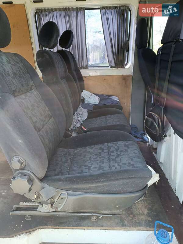 Микроавтобус Mercedes-Benz Sprinter 2004 в Черновцах