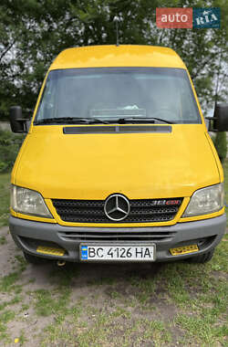 Мікроавтобус Mercedes-Benz Sprinter 2004 в 