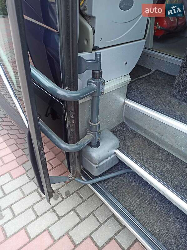 Туристический / Междугородний автобус Mercedes-Benz Sprinter 2015 в Сумах