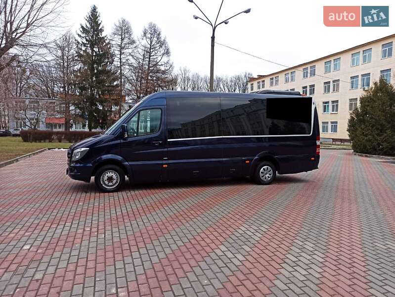 Туристический / Междугородний автобус Mercedes-Benz Sprinter 2015 в Сумах