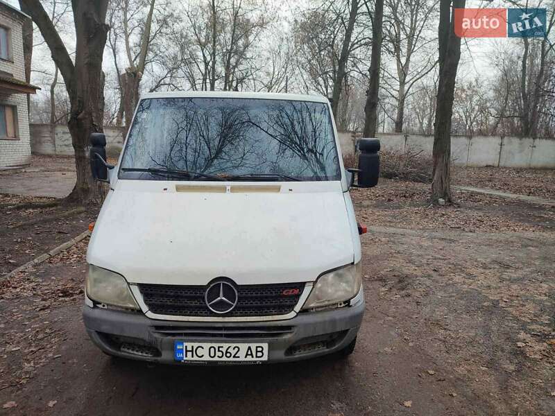 Эвакуатор Mercedes-Benz Sprinter 2004 в Чернигове