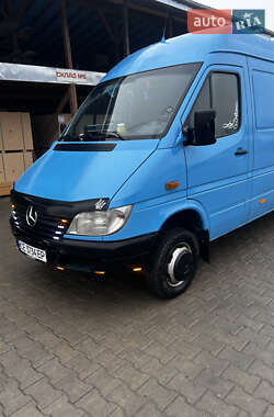 Вантажний фургон Mercedes-Benz Sprinter 2000 в Києві